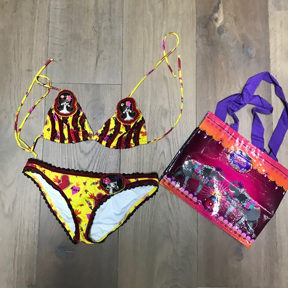AGUA BENDITA swim 2 pieces. Sz: L